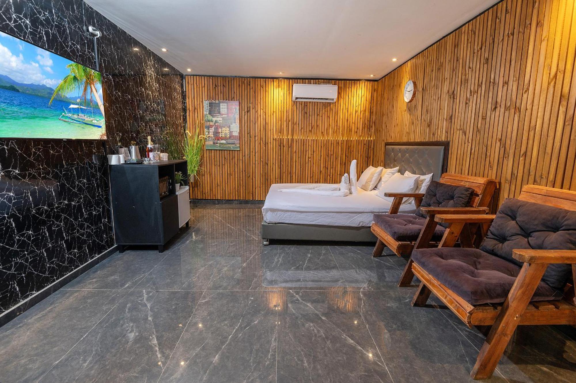 Lago Suites Hotel Jérusalem Extérieur photo